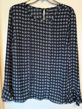 Liz Claiborne Career Black and White Geometric Print Blouse
